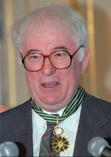 Seamus Heaney A poet of the people