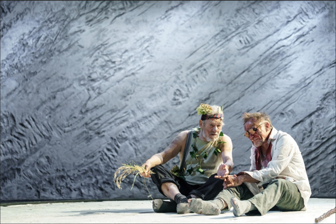 THEATRE REVIEW: King Lear – Minerva, Chichester Festival Theatre