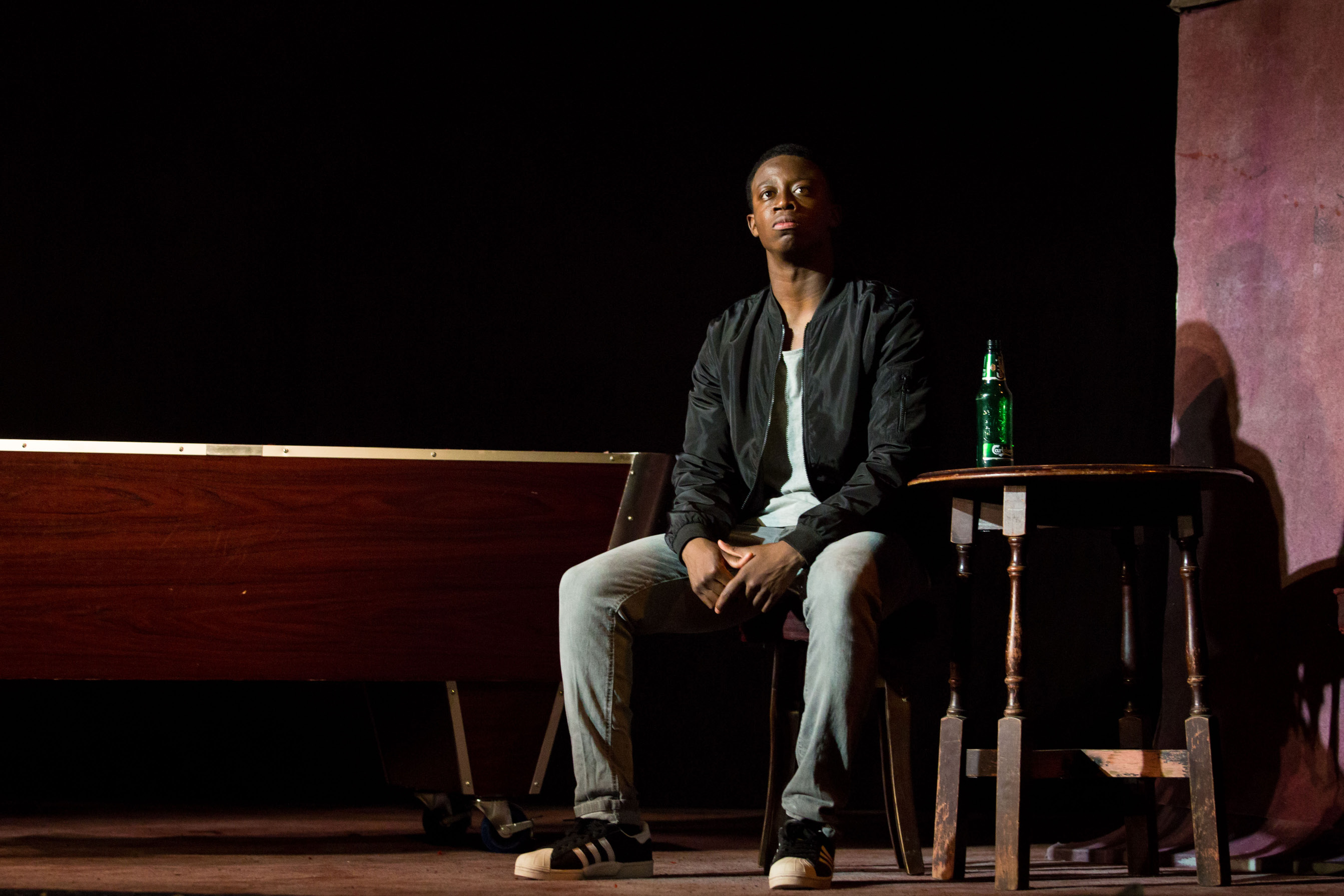 THEATRE REVIEW: Othello – National Youth Theatre Rep Company – Ambassadors Theatre Company