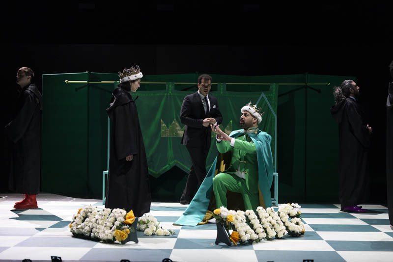 THEATRE REVIEW: Hamlet – NT Dorfman Theatre